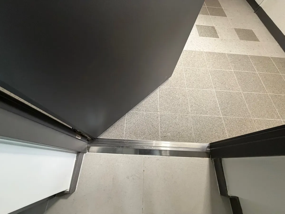 김포 아파트 현관문 도어클로저 소음 점검 사진